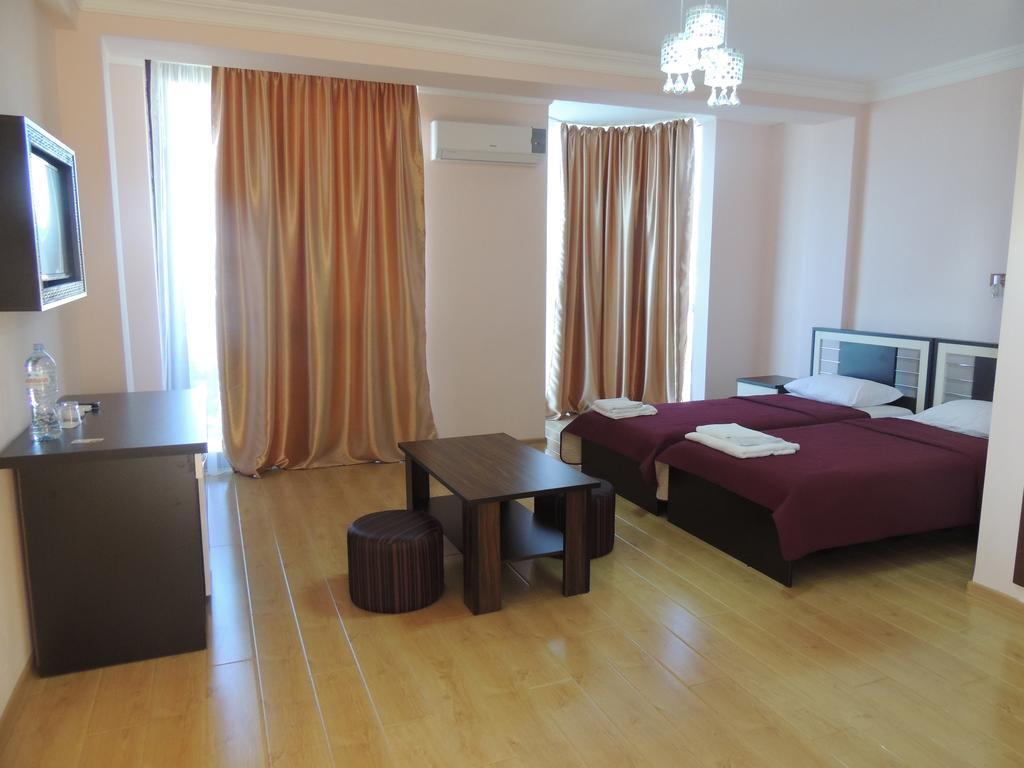 Hotel "Premium Palace" Batumi Exterior foto